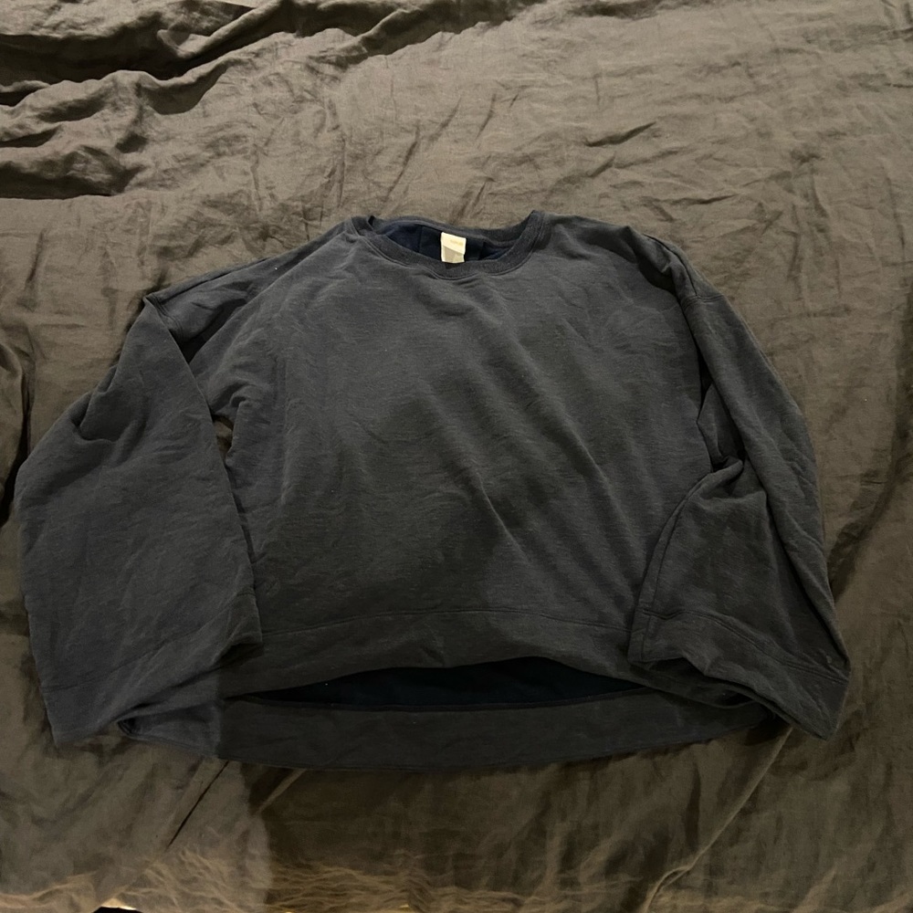 Women’s bell sleeve sweater